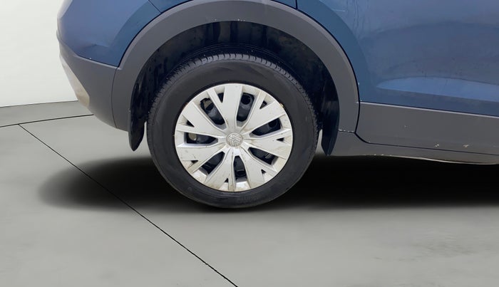 2025 Volkswagen TAIGUN COMFORTLINE 1.0 TSI MT, Petrol, Manual, 12,659 km, Right Rear Wheel