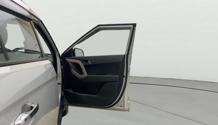 2017 Hyundai Creta SX PLUS 1.6 PETROL, Petrol, Manual, 75,155 km, RHS Front Door