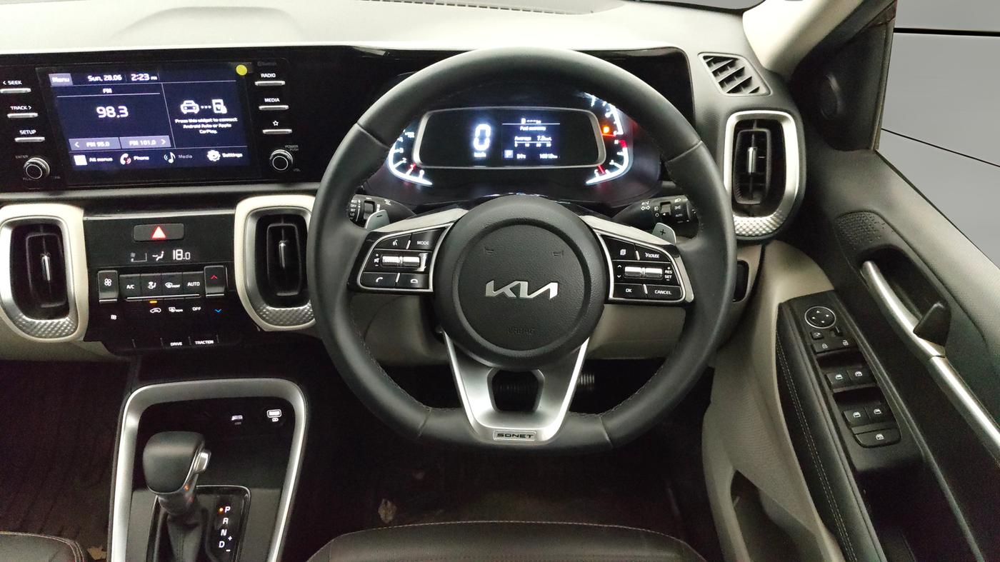 2022 KIA SONET HTX 1.0 DCT, Petrol, Automatic, 16,809 km, Steering Wheel Close Up
