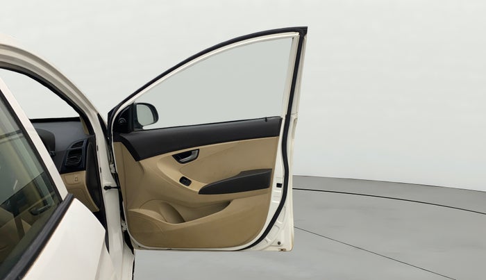 2017 Hyundai Eon SPORTZ, Petrol, Manual, 37,099 km, RHS Front Door