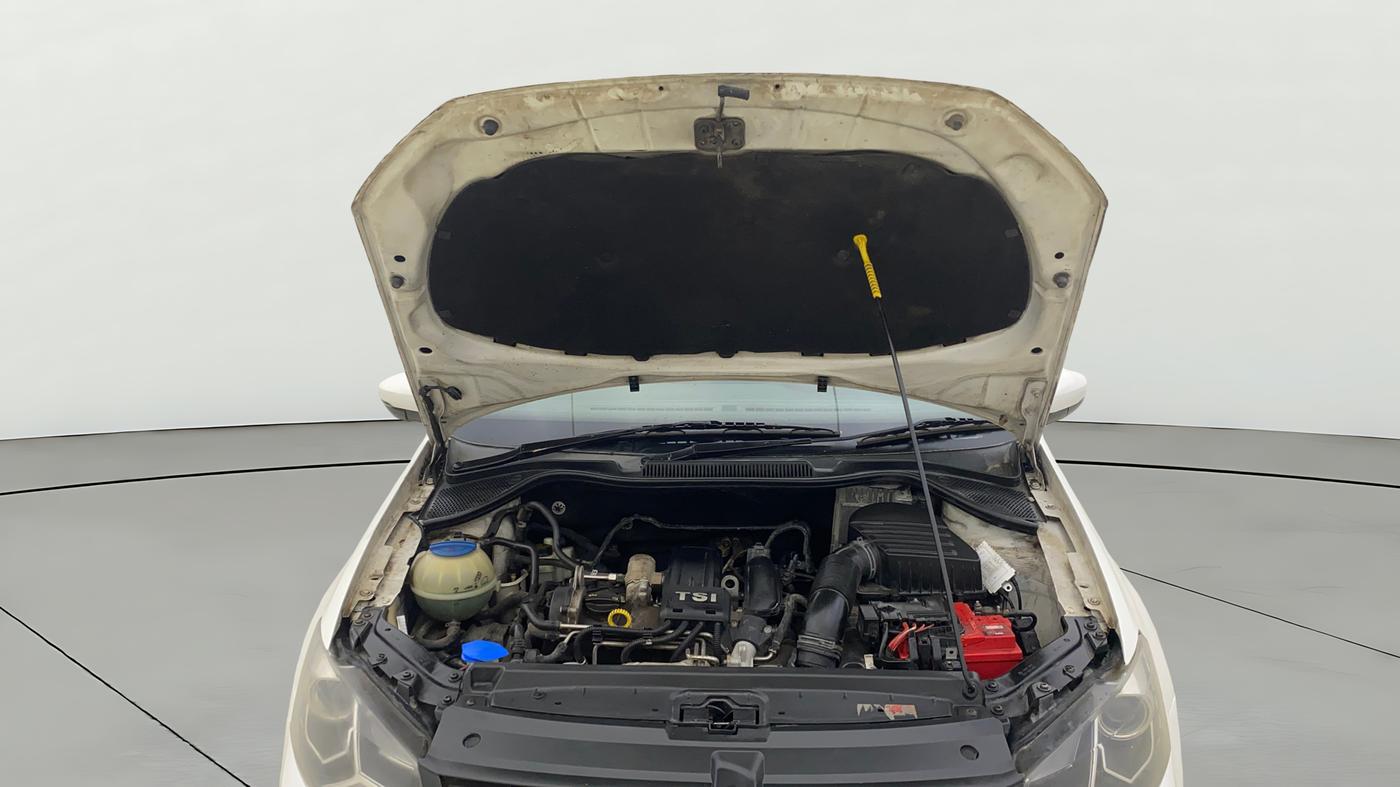 2015 Volkswagen Vento HIGHLINE PETROL AT, Petrol, Automatic, 83,539 km, Open Bonet