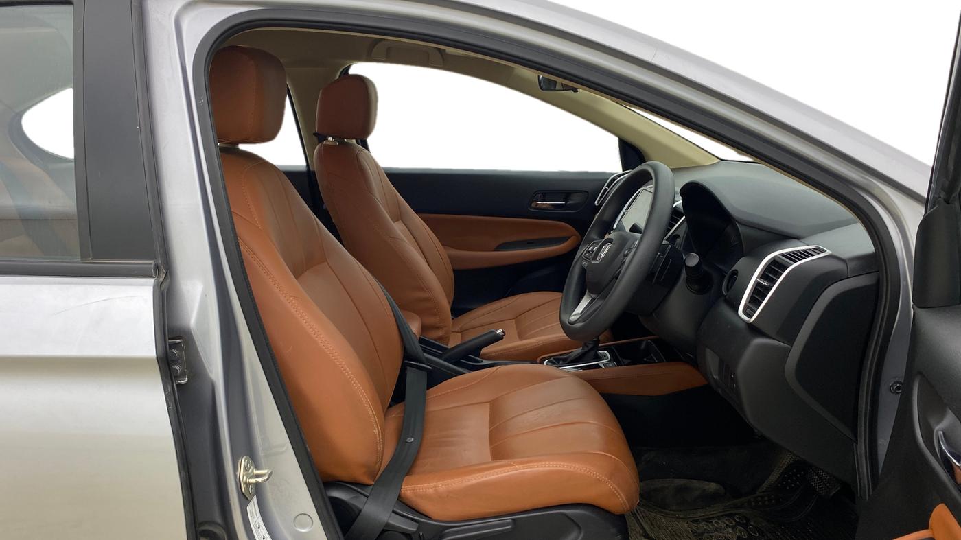 2023 Honda City 1.5L I-VTE V CVT, Petrol, Automatic, 18,729 km, Right Side Front Door Cabin