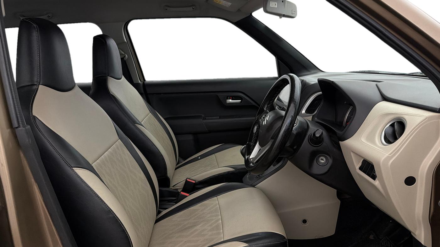 2019 Maruti New Wagon-R ZXI 1.2 AMT, Petrol, Automatic, 39,227 km, Right Side Front Door Cabin
