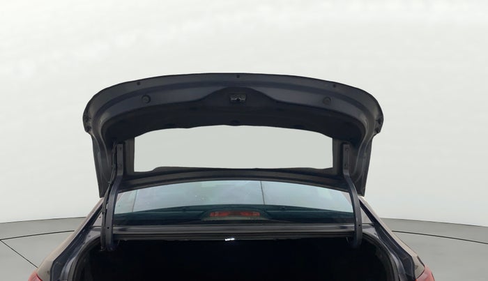 2020 Hyundai Verna SX (O) 1.0 TURBO DCT, Petrol, Automatic, 72,649 km, Boot Door Open