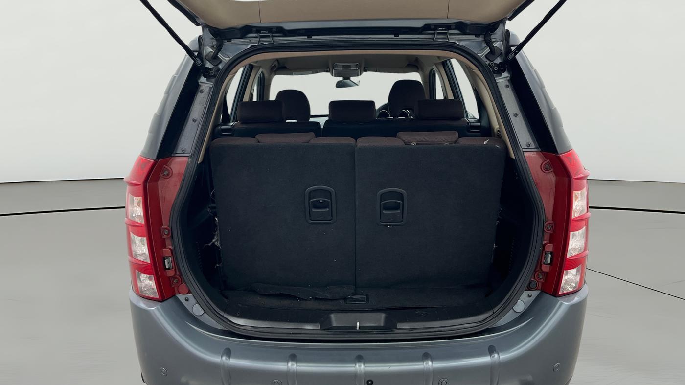 2014 Mahindra XUV500 W6, Diesel, Manual, 69,635 km, Boot Open Zoomed View