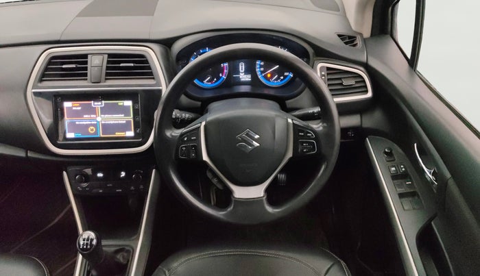 2017 Maruti S Cross ZETA 1.3, Diesel, Manual, 1,30,158 km, Steering Wheel Close Up