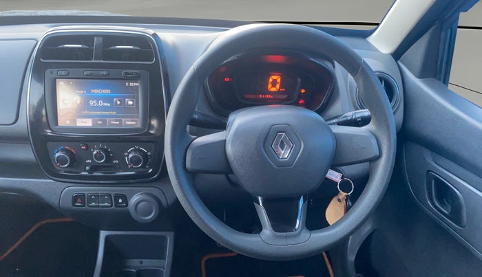 2016 Renault Kwid RXT 0.8, Petrol, Manual, 51,135 km, Steering Wheel Close Up