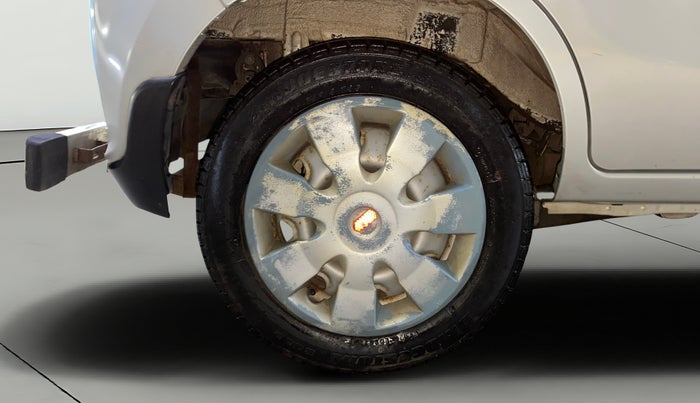 2016 Maruti Alto K10 LXI, Petrol, Manual, 14,254 km, Right Rear Wheel