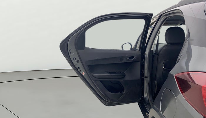 2022 Tata TIAGO NRG XZ AMT, Petrol, Automatic, 66,944 km, LHS Rear Door