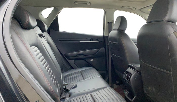 2020 KIA SONET GTX PLUS 1.0 DCT, Petrol, Automatic, 87,379 km, Right Side Rear Door Cabin