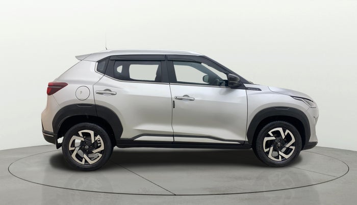 2021 Nissan MAGNITE XV TURBO CVT, Petrol, Automatic, 65,586 km, Right Side View