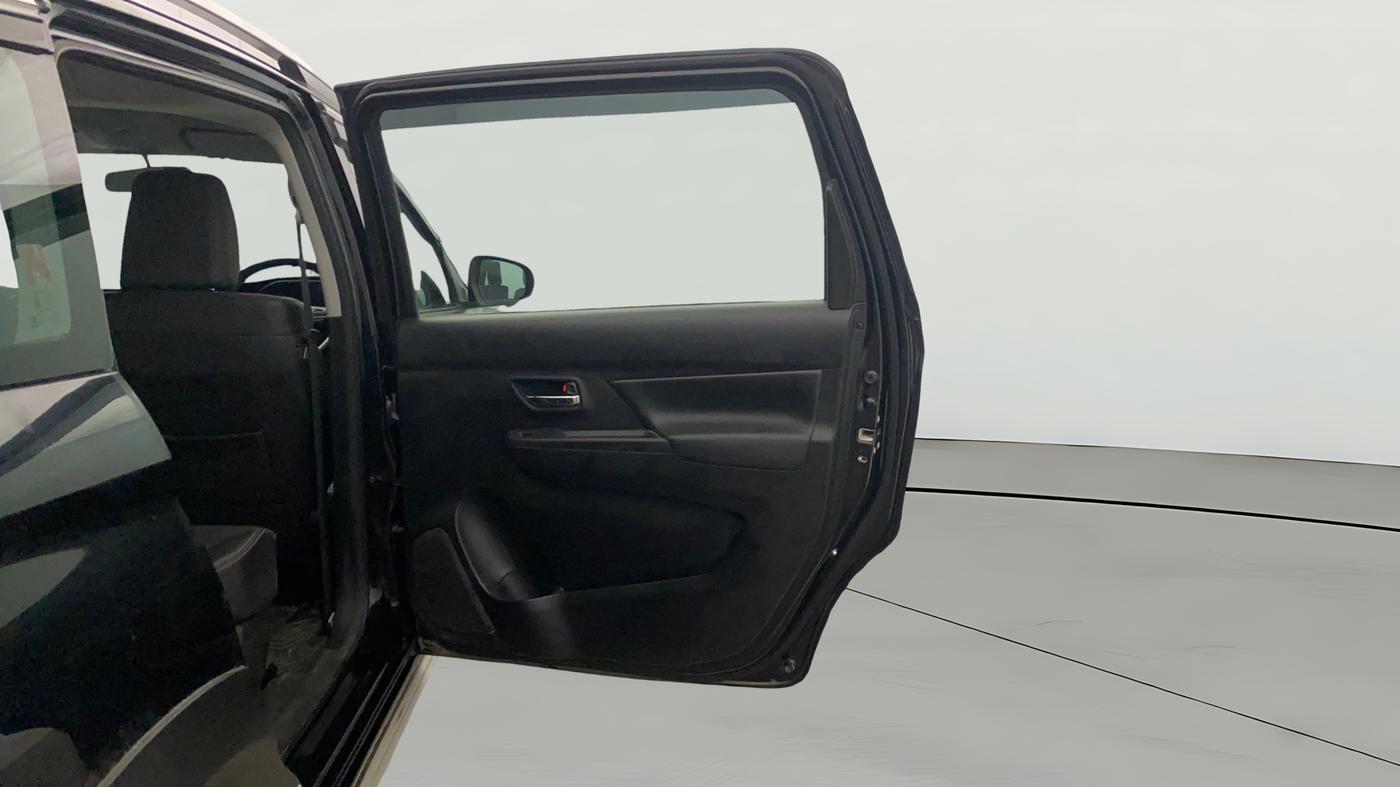 2024 Maruti XL6 ALPHA PLUS MT, Petrol, Manual, 35,269 km, RHS Rear Door