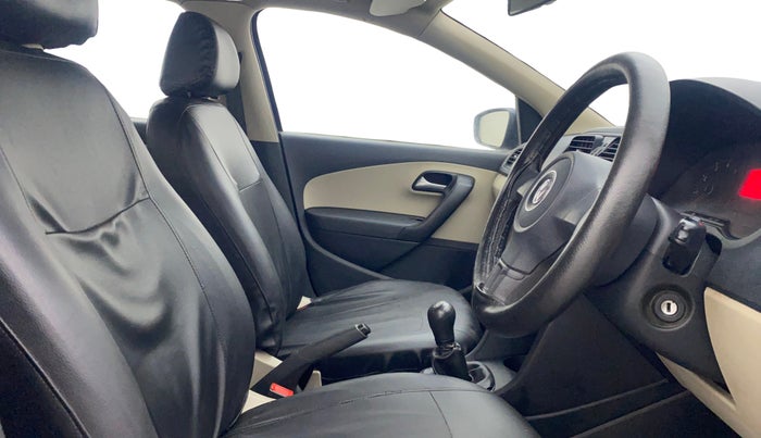 2013 Volkswagen Polo COMFORTLINE 1.2L PETROL, Petrol, Manual, 1,01,413 km, Right Side Front Door Cabin