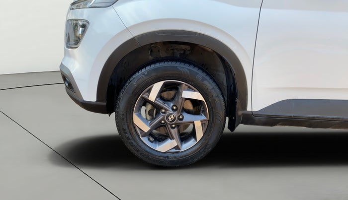 2021 Hyundai VENUE SX 1.0 (O) TURBO, Petrol, Manual, 61,353 km, Left Front Wheel