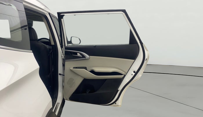 2022 KIA CARENS PRESTIGE PLUS 1.5 DIESEL 7 STR, Diesel, Manual, 35,085 km, RHS Rear Door