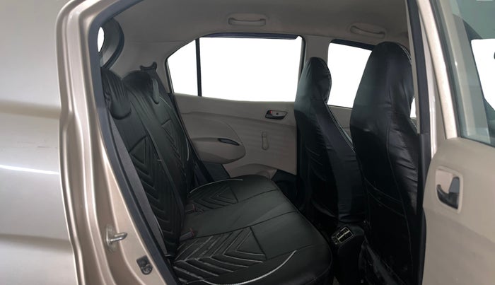 2019 Hyundai NEW SANTRO ERA, CNG, Manual, 60,023 km, Right Side Rear Door Cabin