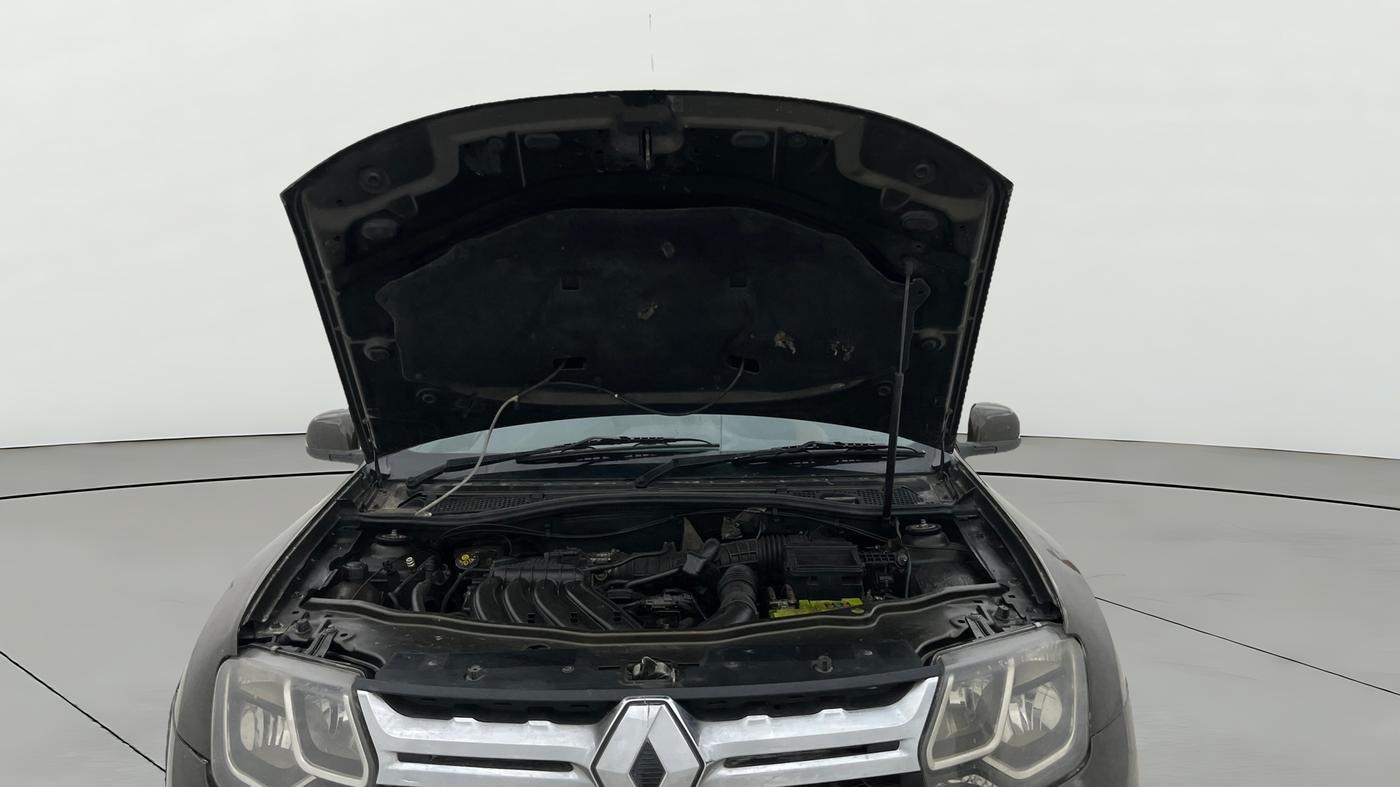 2017 Renault Duster RXL PETROL, Petrol, Manual, 67,583 km, Open Bonet