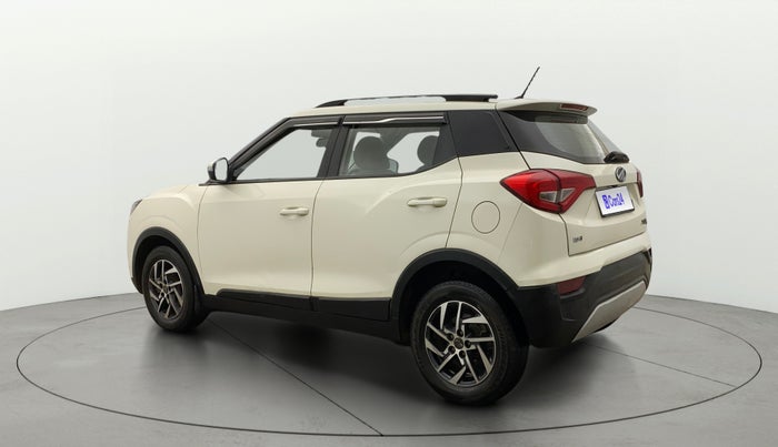 2022 Mahindra XUV300 W8 (O) 1.5 DIESEL, Diesel, Manual, 53,875 km, Left Back Diagonal