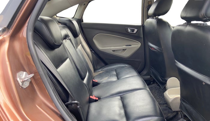 2015 Ford Fiesta TITANIUM DIESEL, Diesel, Manual, 1,32,713 km, Right Side Rear Door Cabin
