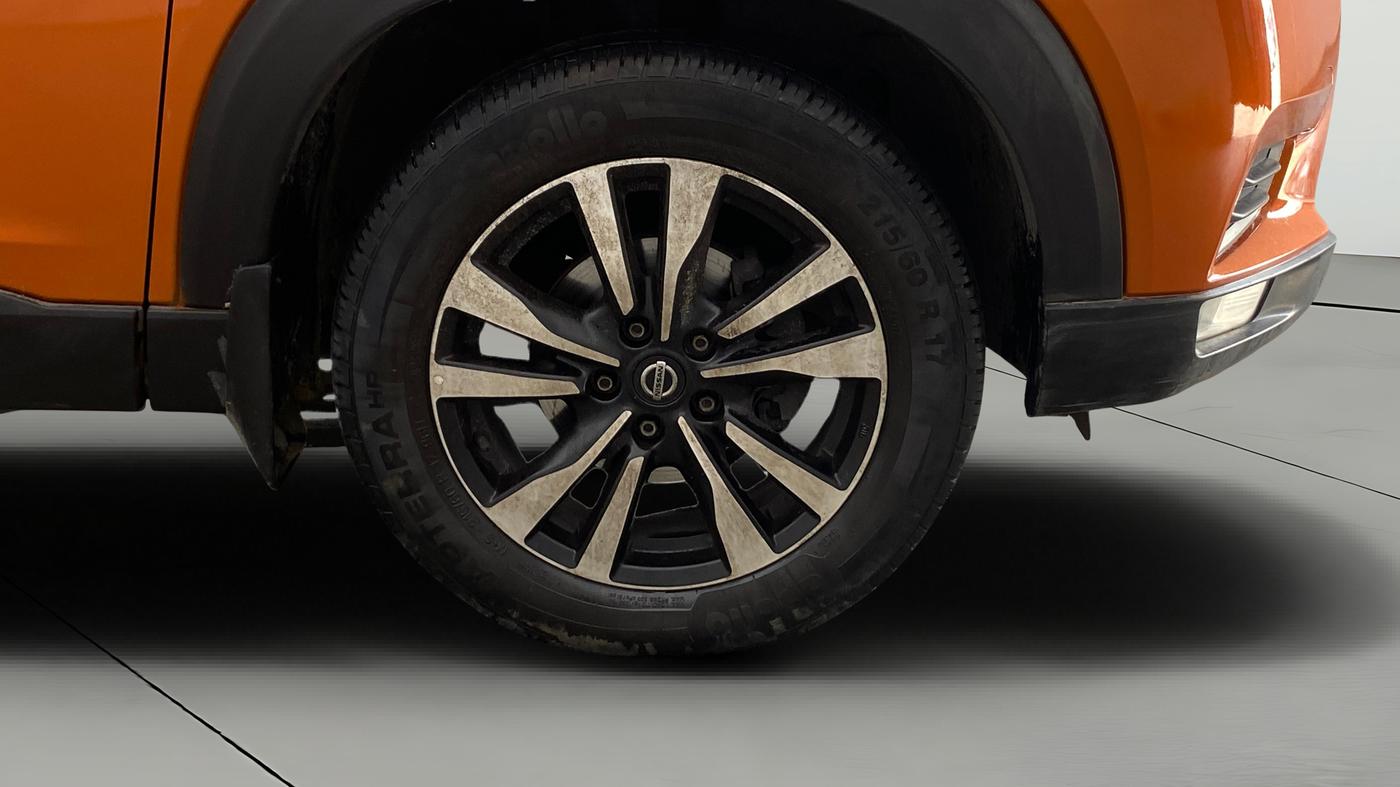 2019 Nissan Kicks XL DIESEL, Diesel, Manual, 45,956 km, Right Front Wheel