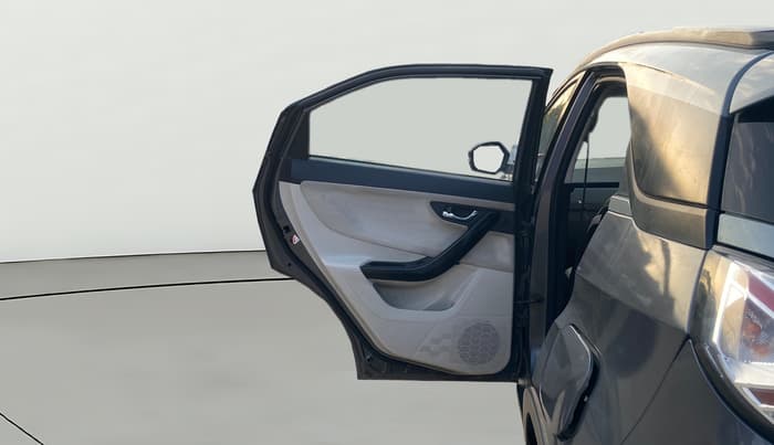 2021 Tata NEXON XZ PLUS PETROL SUNROOF, Petrol, Manual, 1,39,803 km, LHS Rear Door