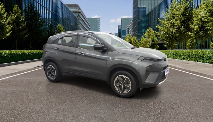 2024 Tata NEXON CREATIVE 1.2 PETROL, Petrol, Manual, 19,688 km, Right Front Diagonal