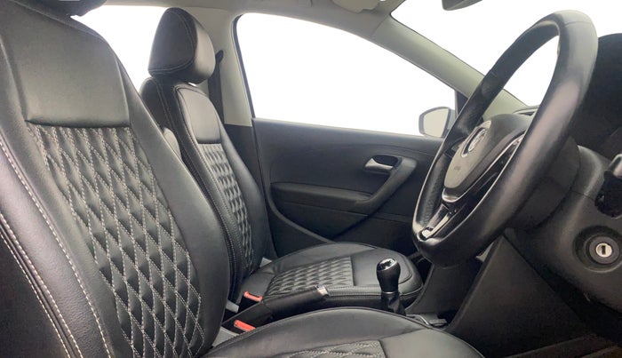 2017 Volkswagen Polo HIGHLINE1.2L, Petrol, Manual, 53,792 km, Right Side Front Door Cabin