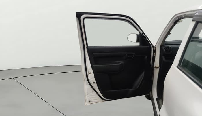2021 Maruti S PRESSO VXI CNG, CNG, Manual, 95,131 km, LHS Front Door
