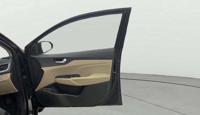 2019 Hyundai Verna 1.6 VTVT SX (O) AT, Petrol, Automatic, 72,960 km, RHS Front Door