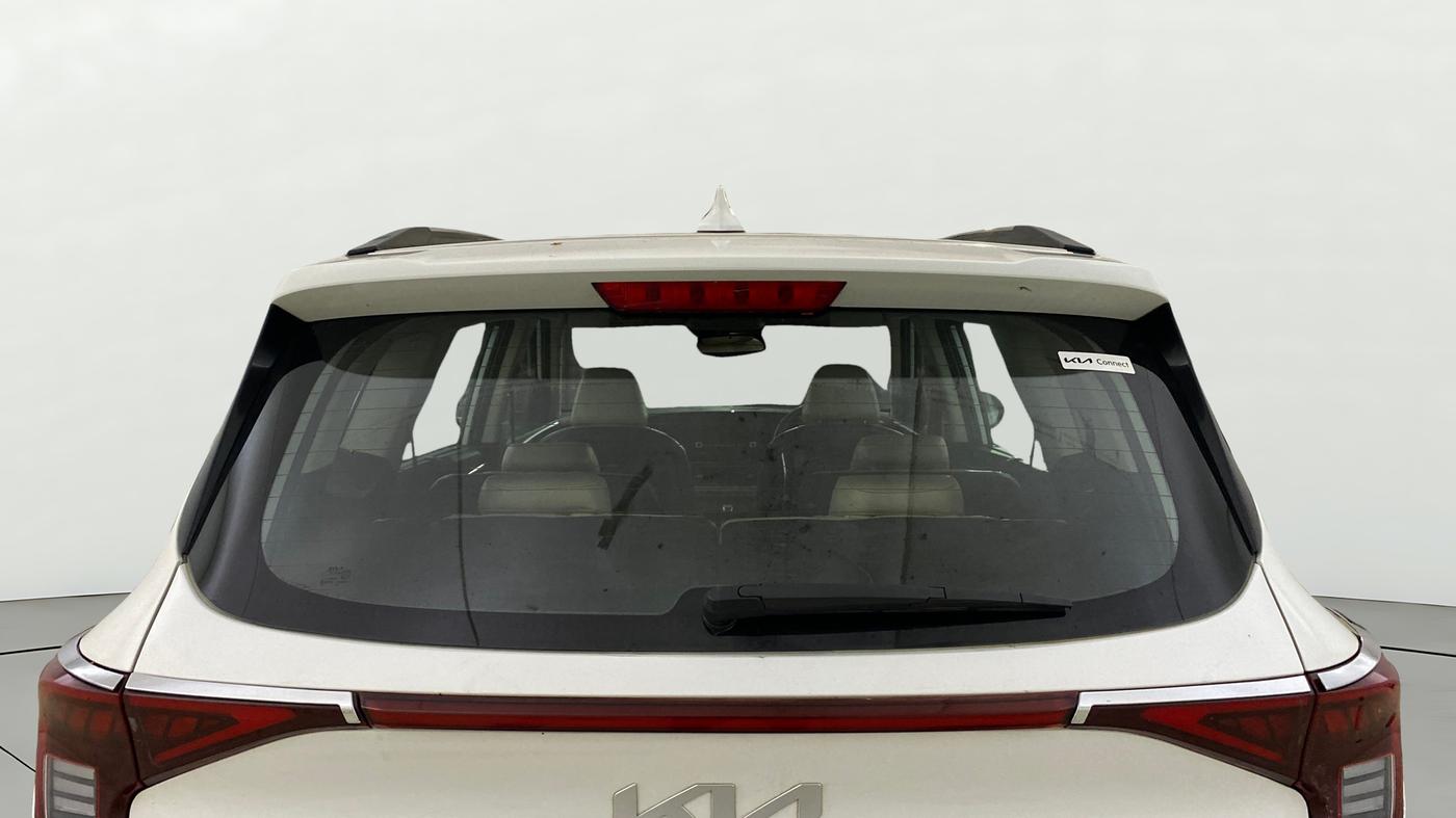 2022 KIA CARENS LUXURY PLUS 1.4 PETROL 6 STR, Petrol, Manual, 74,755 km, Rear Windshield
