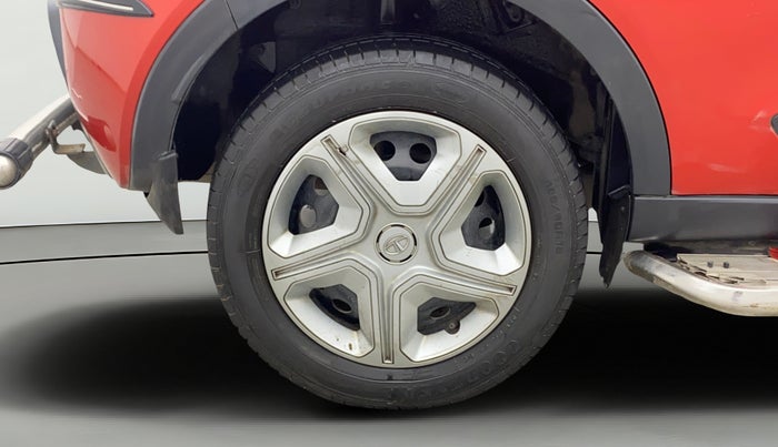 2019 Tata NEXON XM PETROL, Petrol, Manual, 37,363 km, Right Rear Wheel