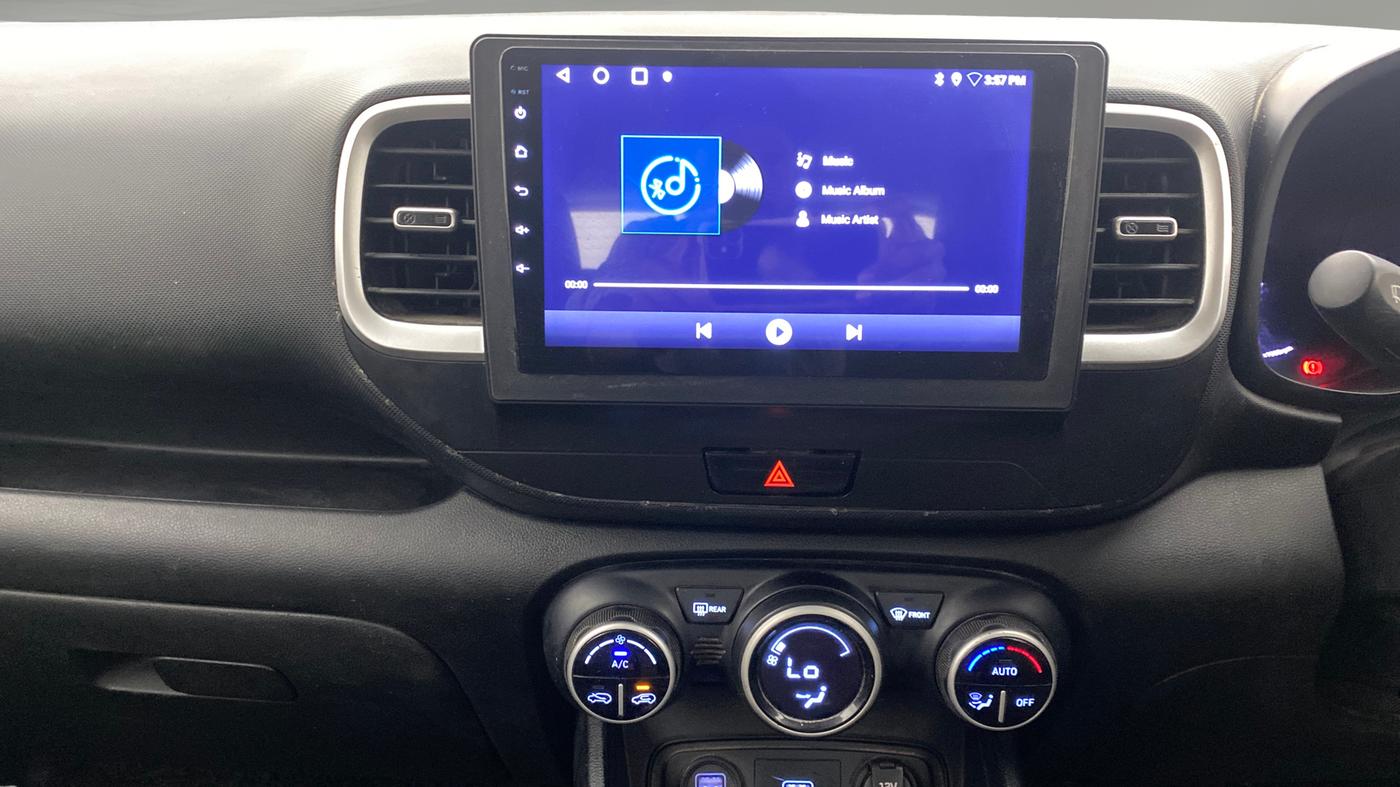 2020 Hyundai VENUE SX 1.0 TURBO, Petrol, Manual, 95,244 km, Air Conditioner