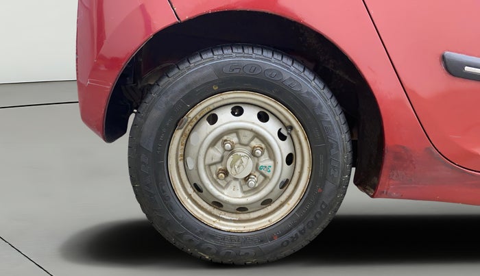 2013 Hyundai Eon D-LITE+, Petrol, Manual, 49,131 km, Right Rear Wheel