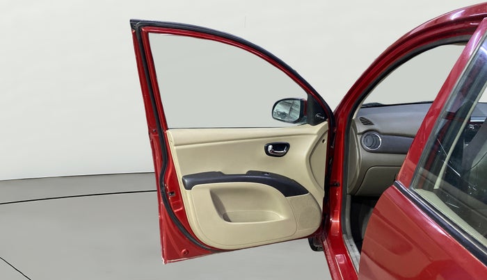 2013 Hyundai i10 MAGNA 1.1, Petrol, Manual, 60,325 km, LHS Front Door