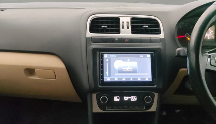 2014 Volkswagen Polo HIGHLINE1.2L, Petrol, Manual, 84,462 km, Air Conditioner