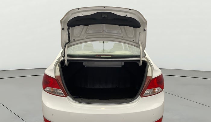 2013 Hyundai Verna FLUIDIC 1.6 VTVT EX, Petrol, Manual, 94,627 km, Boot Door Open