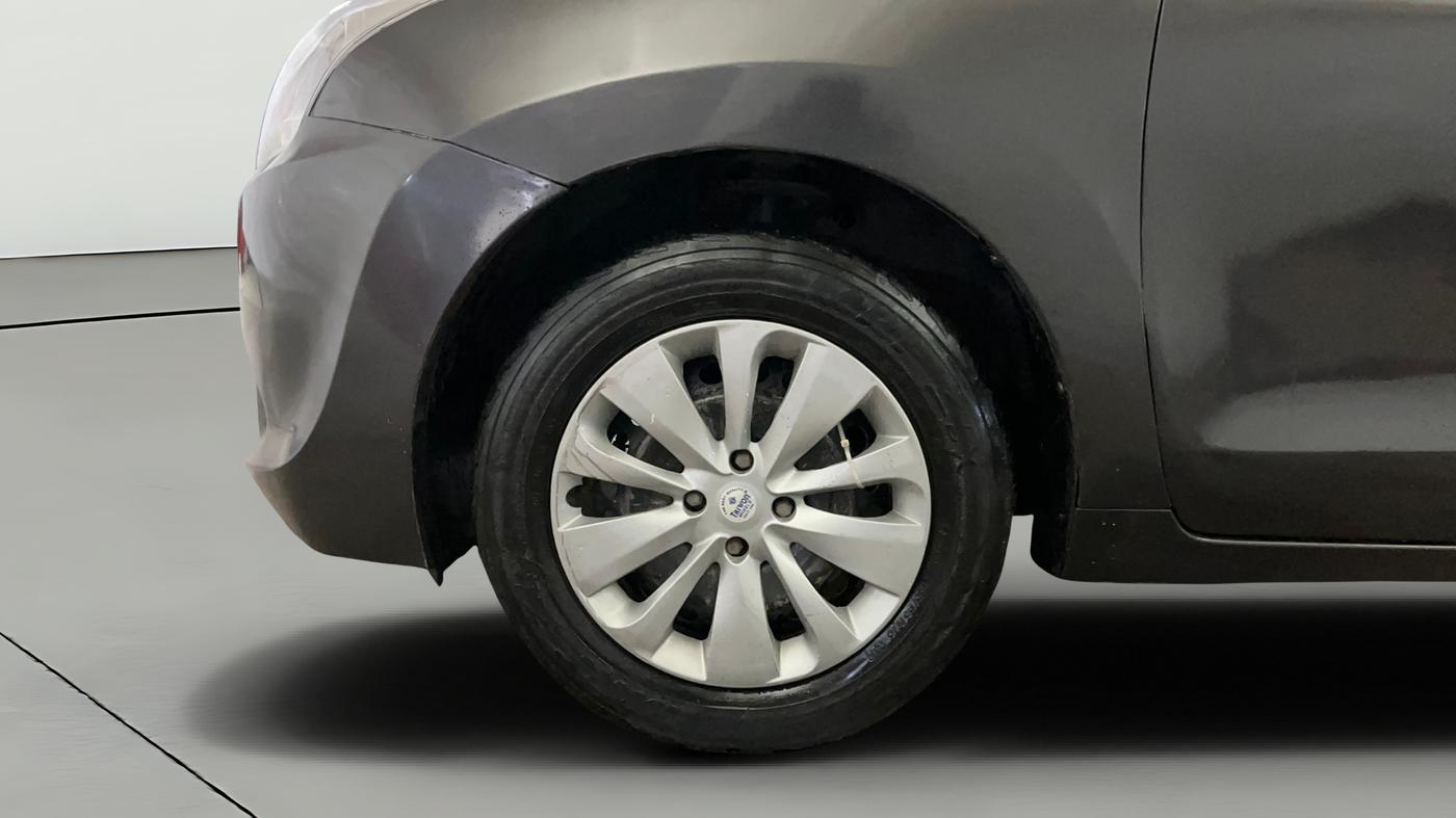 2018 Maruti Baleno DELTA PETROL 1.2, CNG, Manual, 98,195 km, Left Front Wheel