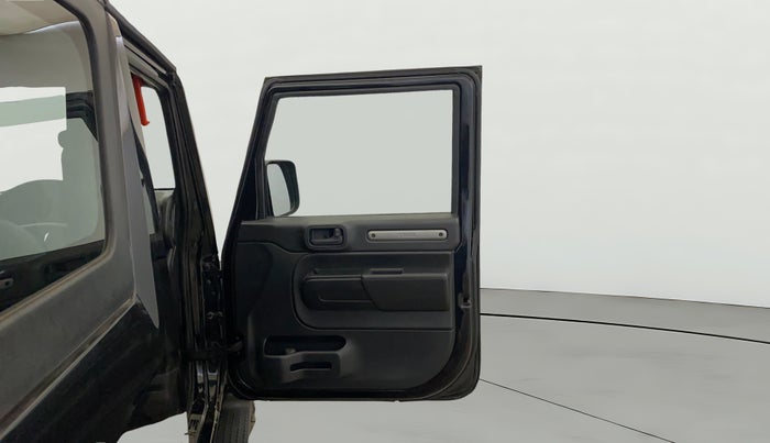 2023 Mahindra Thar LX PETROL HT 4WD AT, Petrol, Automatic, 21,265 km, RHS Front Door