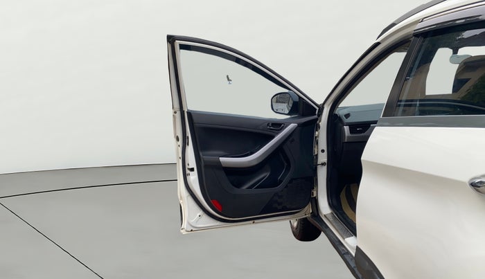 2022 Tata NEXON XM PETROL, Petrol, Manual, 67,121 km, LHS Front Door