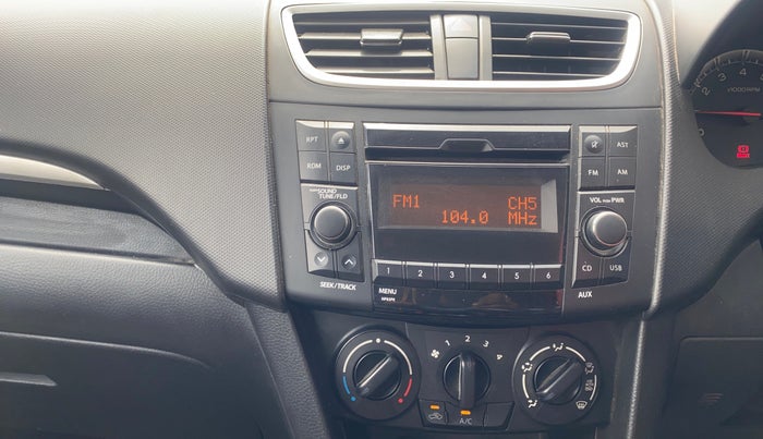 2016 Maruti Swift VXI O, Petrol, Manual, 58,602 km, Air Conditioner