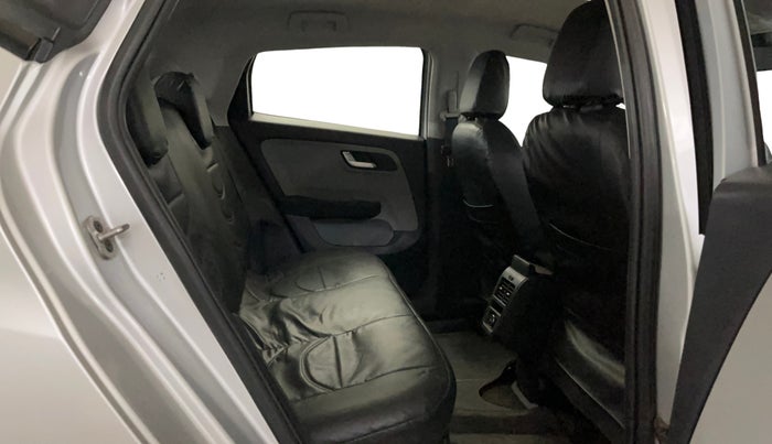 2020 Tata ALTROZ XZ PETROL, Petrol, Manual, 14,493 km, Right Side Rear Door Cabin