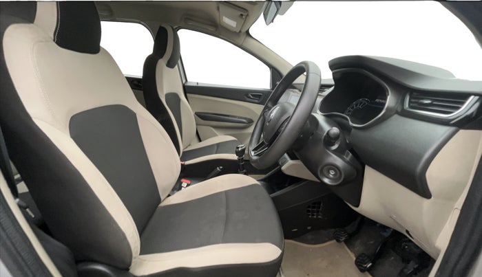 2019 Renault TRIBER RXT, Petrol, Manual, 71,284 km, Right Side Front Door Cabin