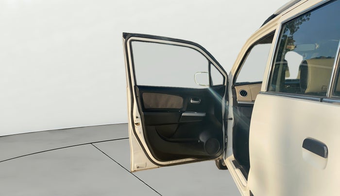 2015 Maruti Wagon R 1.0 LXI CNG, CNG, Manual, 63,864 km, LHS Front Door