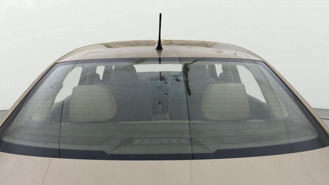 2016 Volkswagen Vento HIGHLINE PETROL AT, Petrol, Automatic, 49,229 km, Rear Windshield