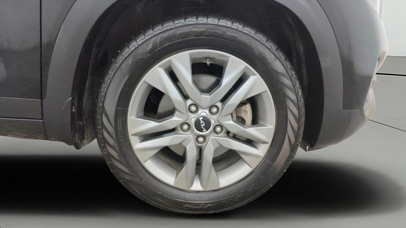 2023 KIA SELTOS HTX 1.5 DIESEL IMT, Diesel, Manual, 59,919 km, Right Front Wheel