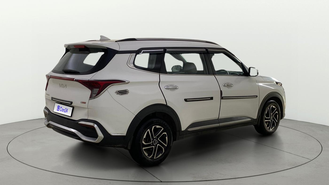 2022 KIA CARENS LUXURY PLUS 1.4 PETROL 6 STR, Petrol, Manual, 74,755 km, Right Back Diagonal