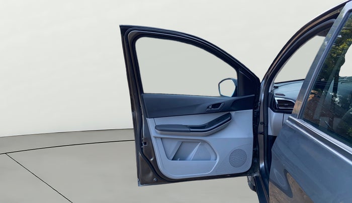 2023 Tata Tiago XT (O) PETROL, Petrol, Manual, 21,677 km, LHS Front Door