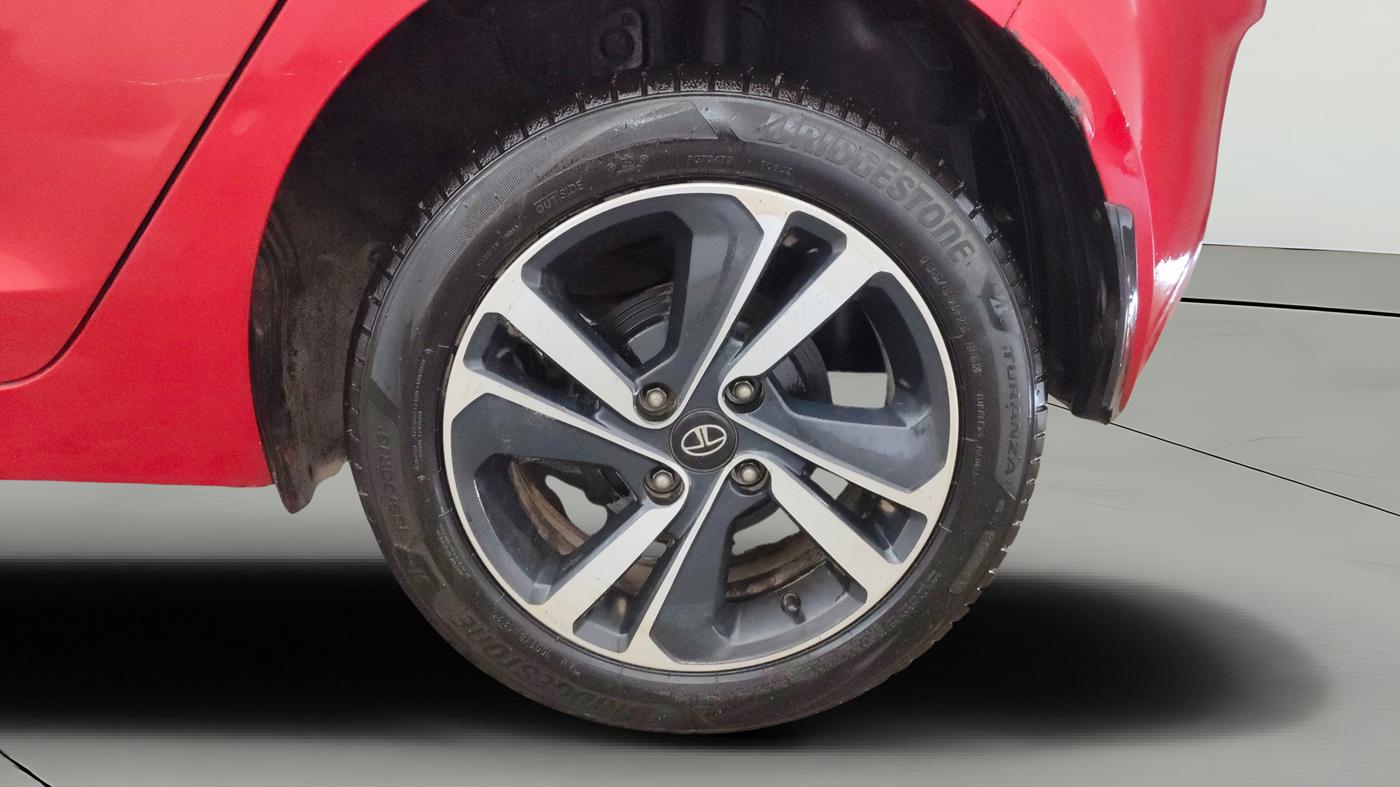 2023 Tata ALTROZ XZ Plus Sunroof i-Turbo , Petrol, Manual, 63,040 km, Left Rear Wheel