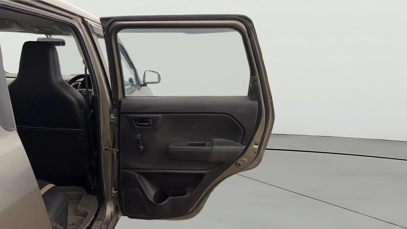 2021 Maruti New Wagon-R LXI 1.0, Petrol, Manual, 56,401 km, RHS Rear Door