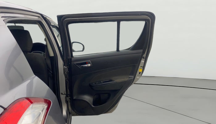 2013 Maruti Swift VDI, Diesel, Manual, 1,28,567 km, RHS Rear Door